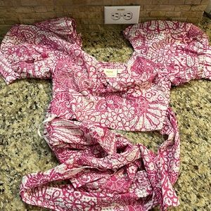 Anthropoologie tie up top size : small